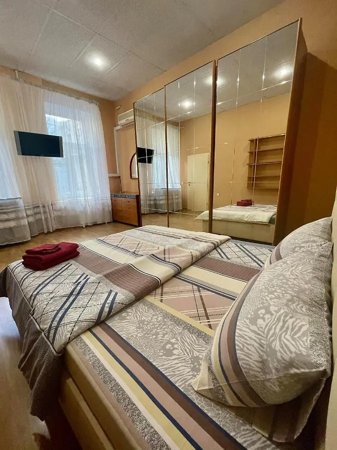 One Bedroom Right Near Metro Olympiyska Kyjev Ukrajina