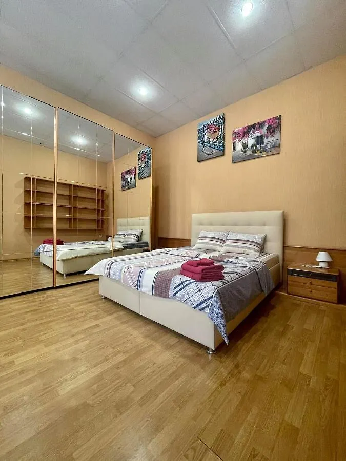 One Bedroom Right Near Metro Olympiyska Kiev Appartement